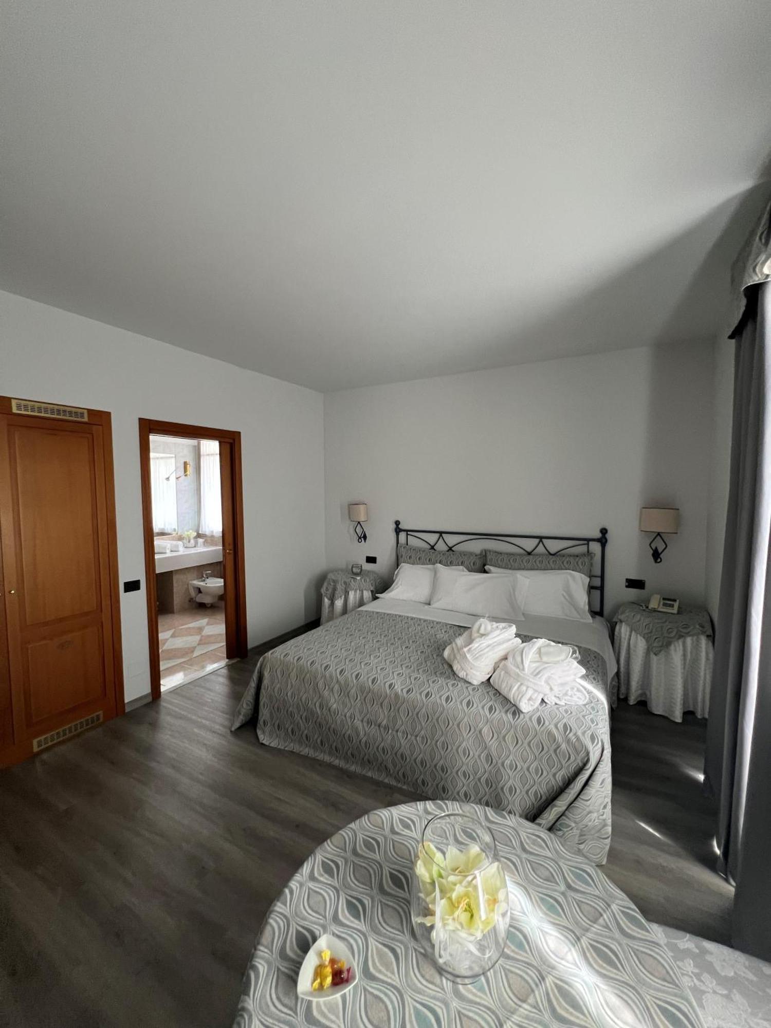 Green Hotel Settimo Torinese Exterior photo