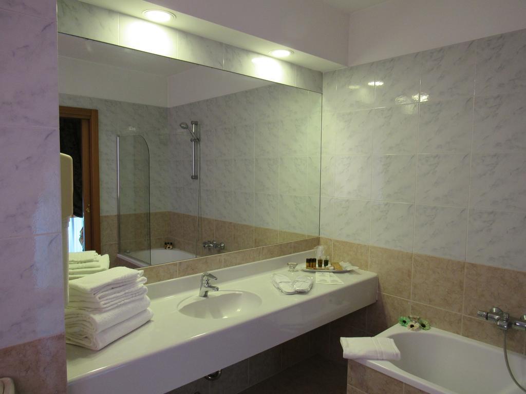 Green Hotel Settimo Torinese Exterior photo